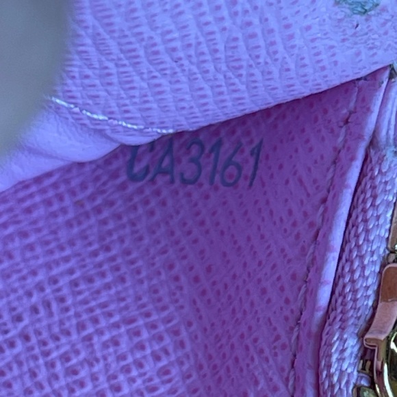 🚫SOLD🚫Authentic Louis Vuitton Insolite Wallet White Multicolor Litchi Pink - Picture 15 of 16